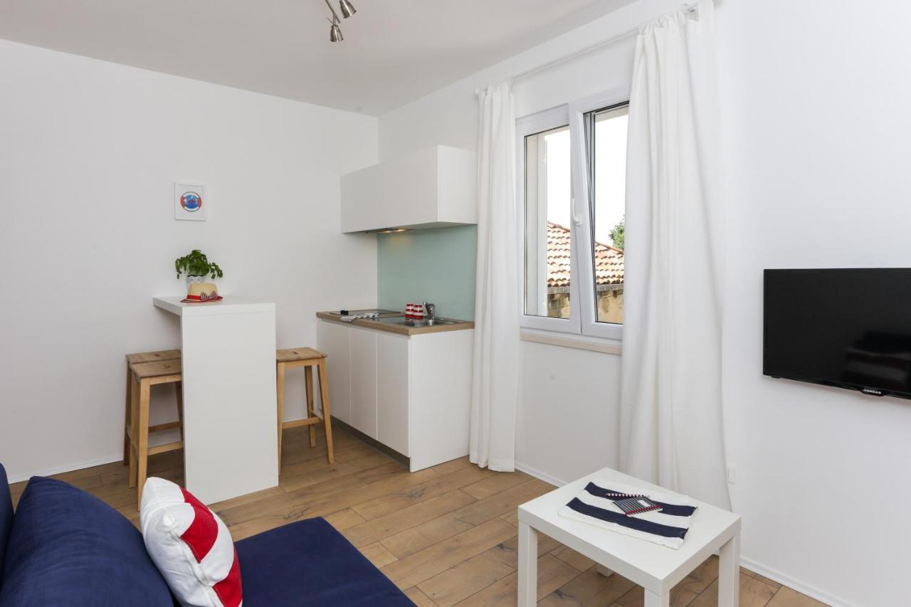 Apartman Karmen *